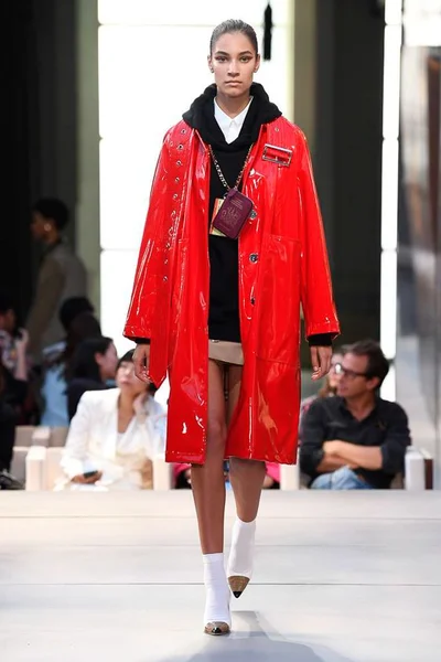 Look 93